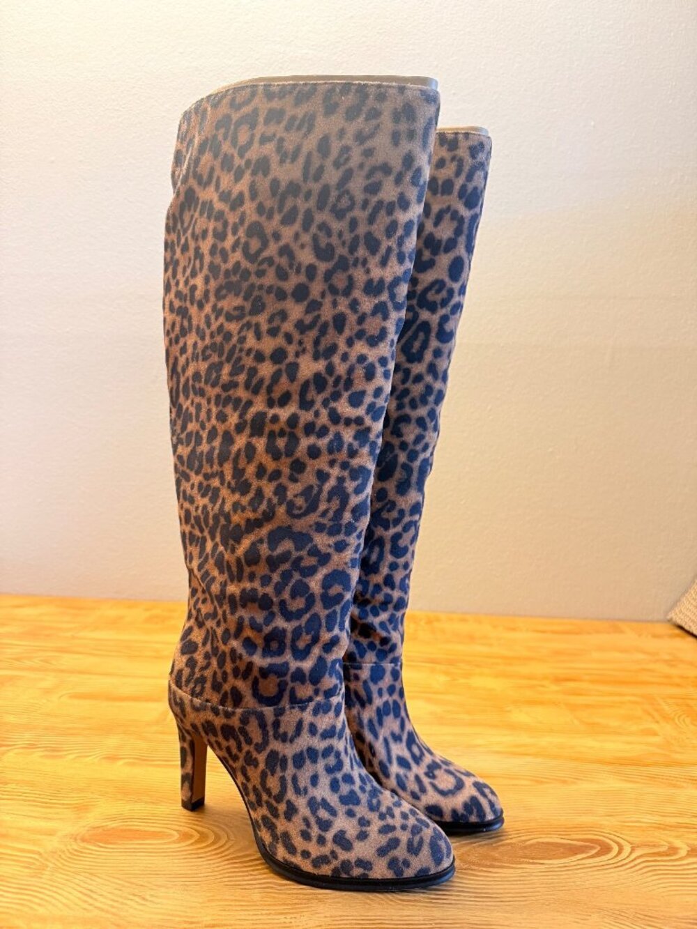 Vince Camuto Sorina Knee High Boot – Leopard Print, Size 6 XWC - 1088